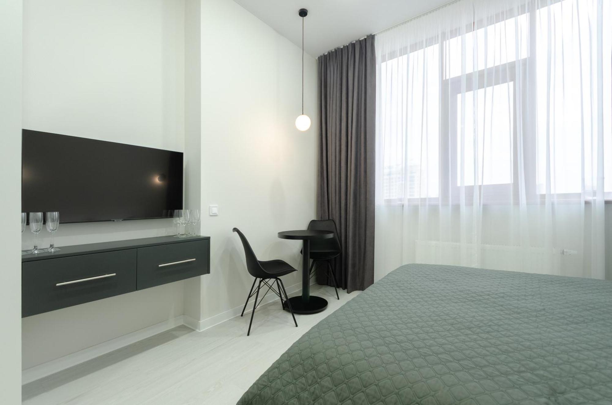 Petrovdom Inn Rc Diplomat Hall -The Smart Hotel Apartment Panoramic City View I 키예프 외부 사진